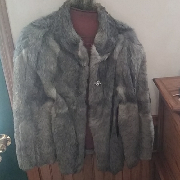 Vintage Rabbit Fur Cape - Picture 3 of 3